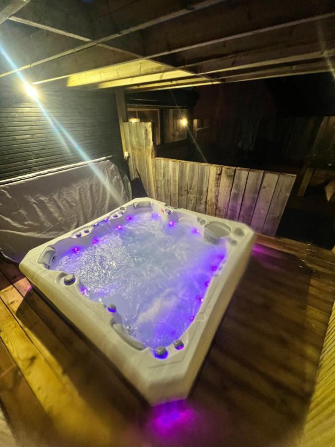 Maison Avec Spa Cote De Granit Rose Trégastel Eksteriør bilde